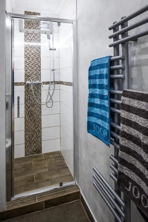 Am-Residence - City Viewer Apartment Vienna
